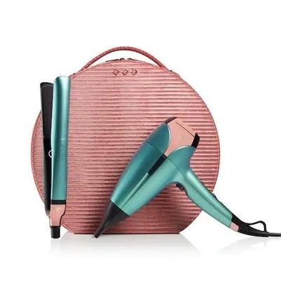 GHD Deluxe Dreamland gift set in Alluring Jade GHD Deluxe Dreamland gift set in Alluring Jade