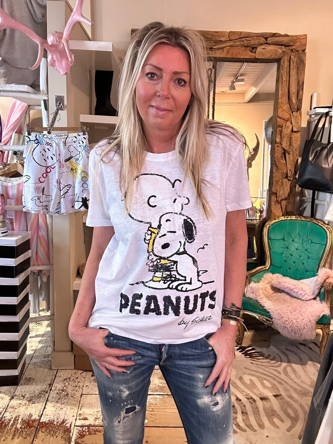 Frogbox  goes Princess T-shirt Charlie & Snoopy