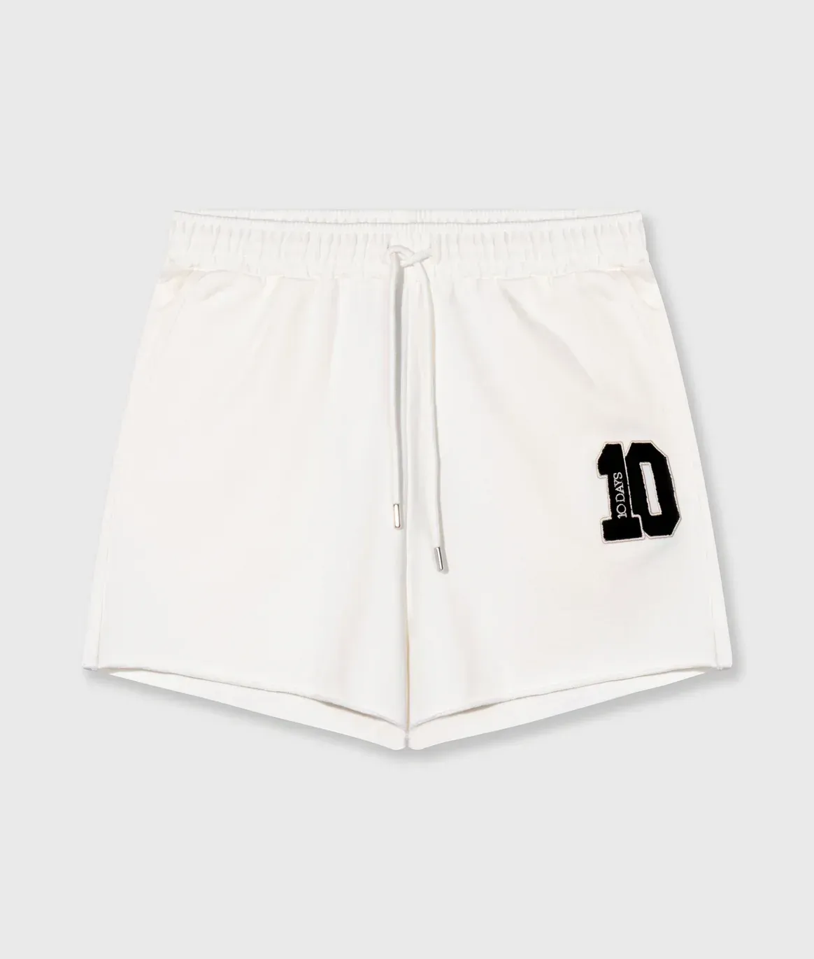 10 Days Short 10 Ecru