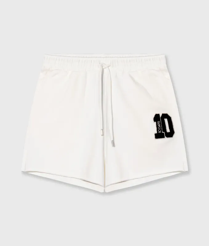 10 Days Short 10 Ecru