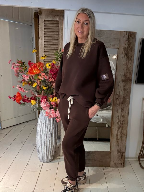 Joggingset Bina bruin