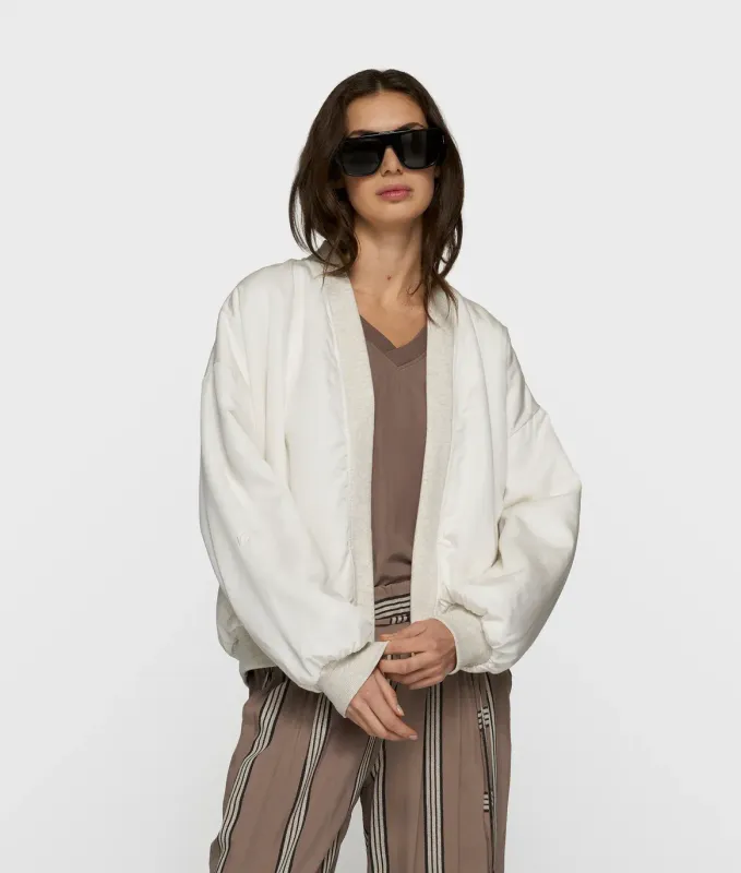 10 Days Fleece Bomber Soft White