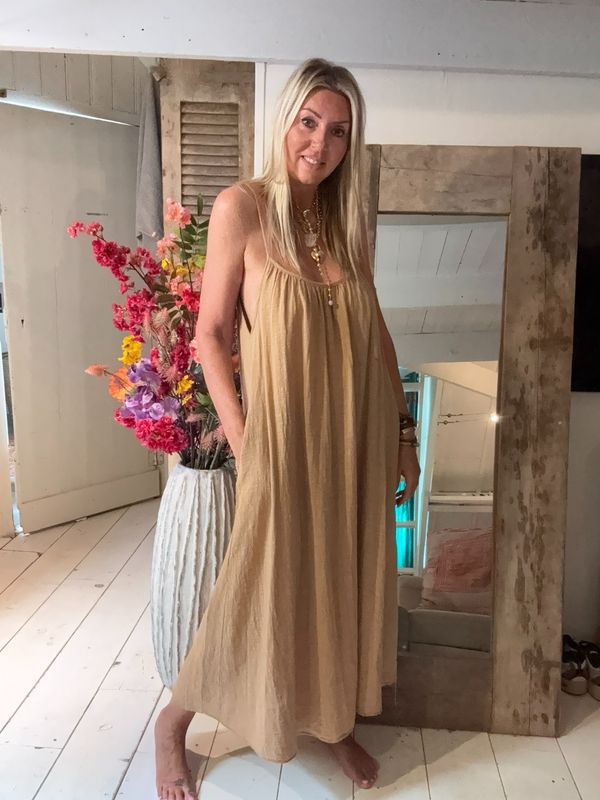 Dress Macy camel