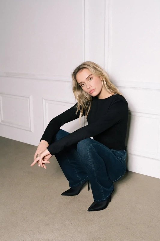 Homage to Denim - Long Sleeve Body with Pleats Homage to Denim - Long Sleeve Body with Pleats