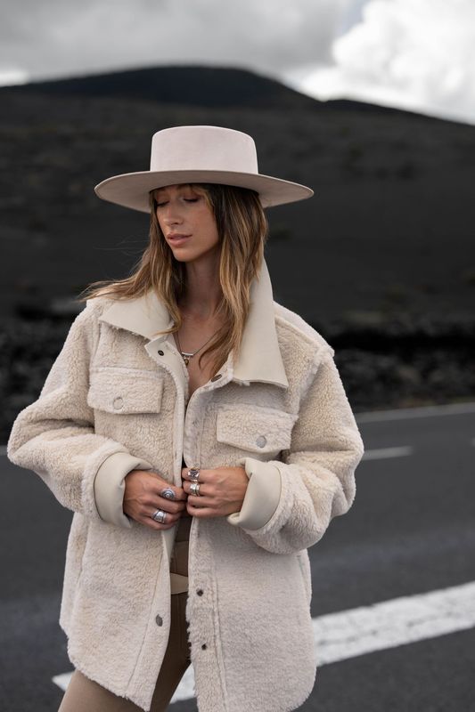 MOOST WANTED - Celeste Reversible Coat - Light Beige