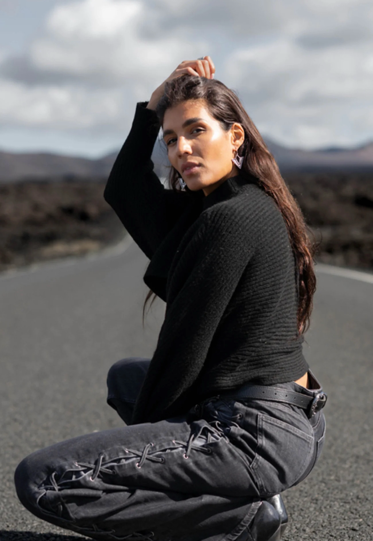 MOOST WANTED - Paige Sweater - Black