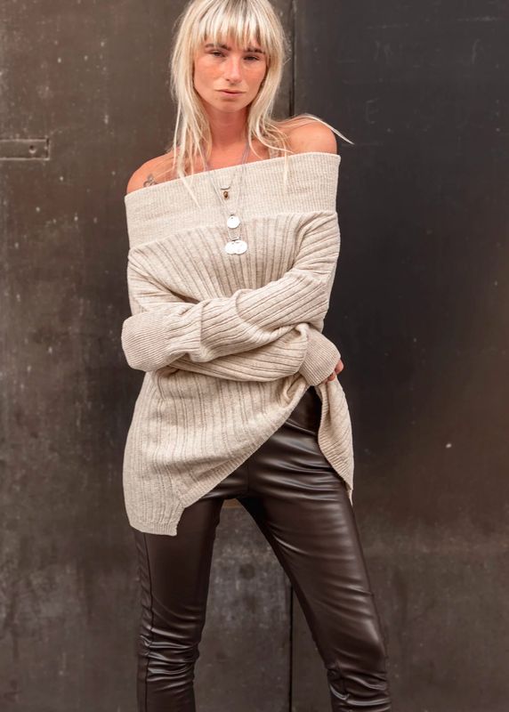 MOOST WANTED -Leila Off Shoulder Sweater - Beige