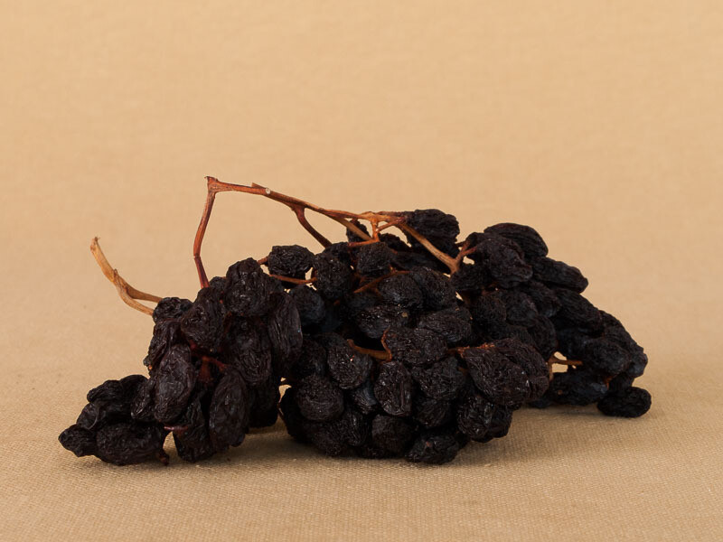 Raisins on the Vine  - 1/2 Pound