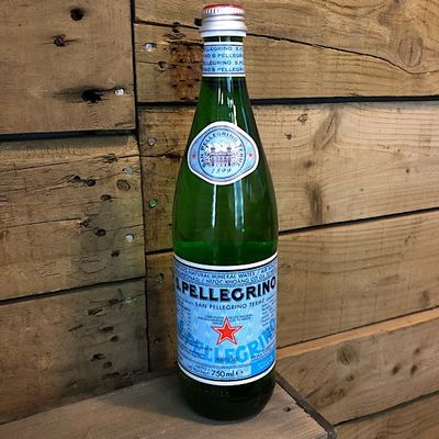 San Pellegrino Sparkling Water (750ml)