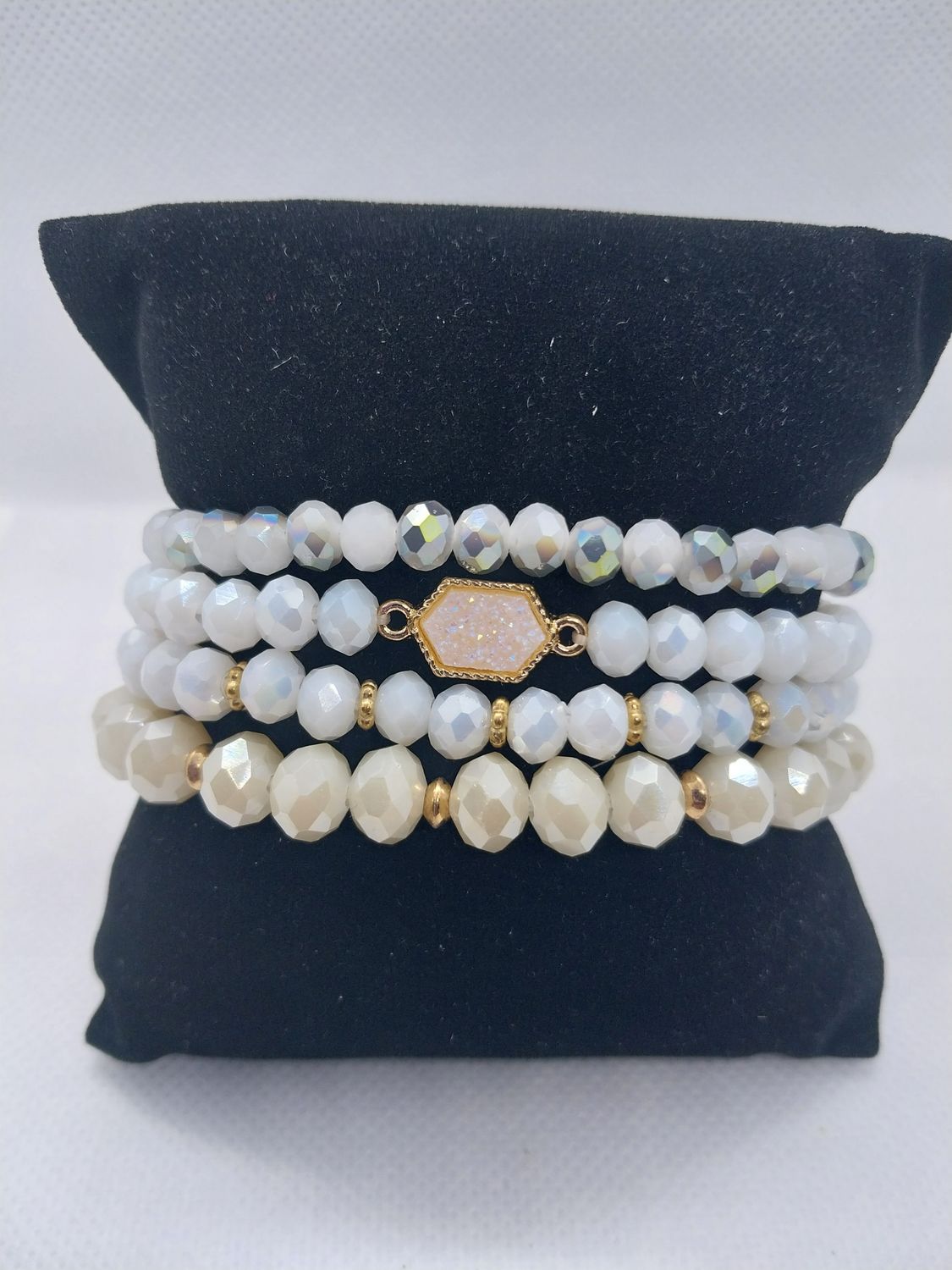 Gold Plated Glass/Crystal Bracelet Set -White