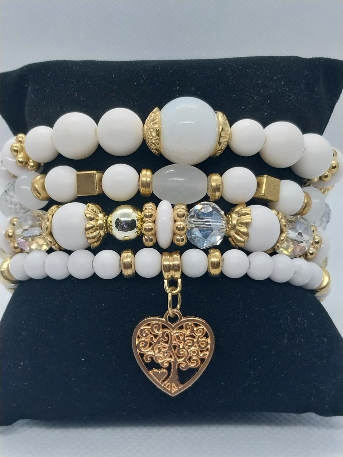 Heart Charm Crystal Bead Bracelet Set- White