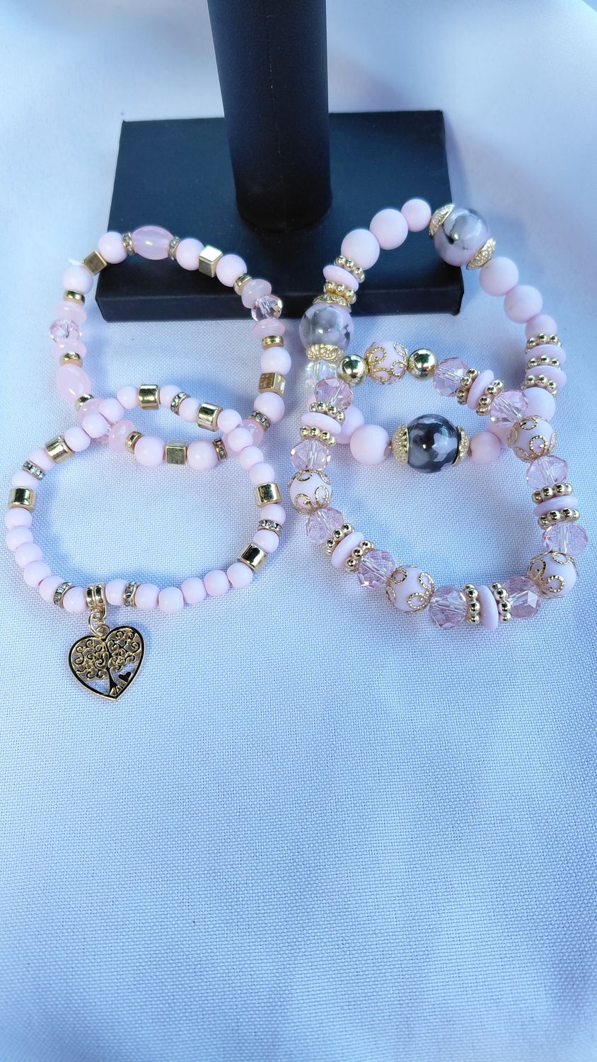 Heart Charm Crystal Bead Bracelet Set - Pink
