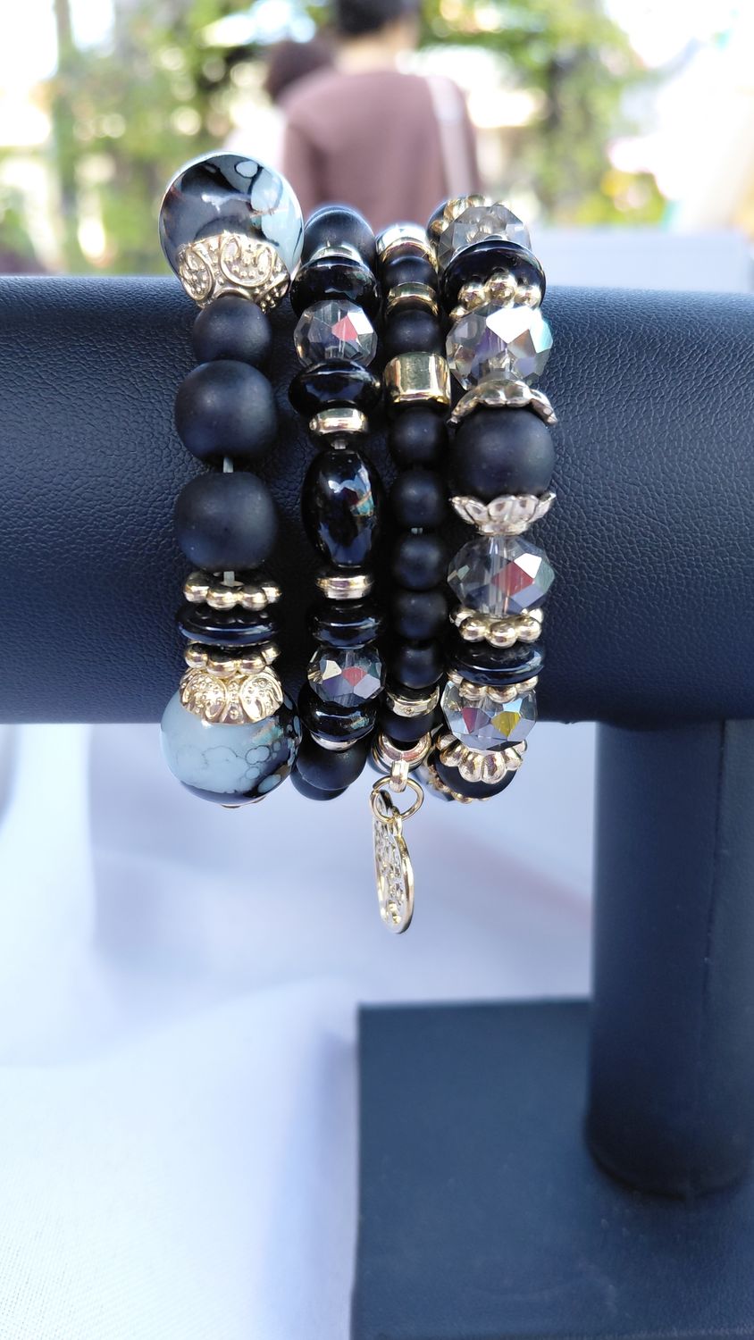 Heart Charm Crystal Bead Bracelet Set -Black