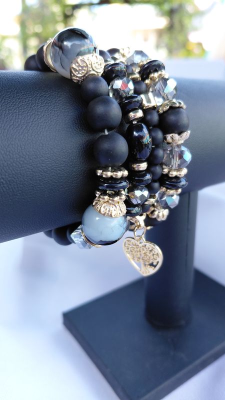 Heart Charm Crystal Bead Bracelet Set -Black