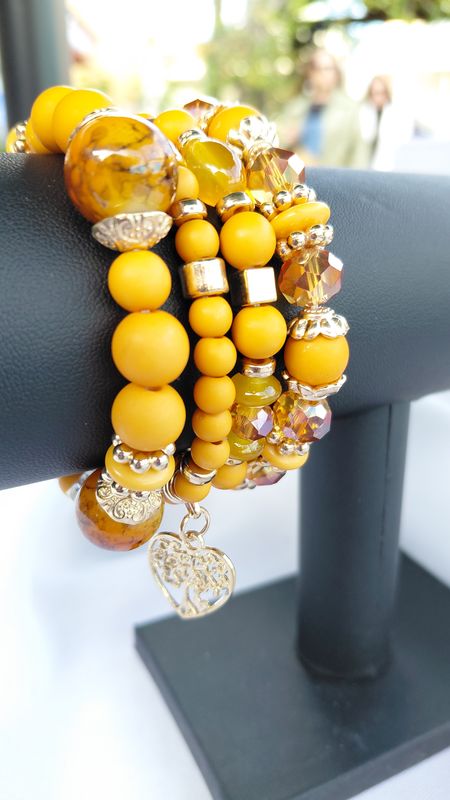Heart Charm Crystal Bead Bracelet Set -Gold