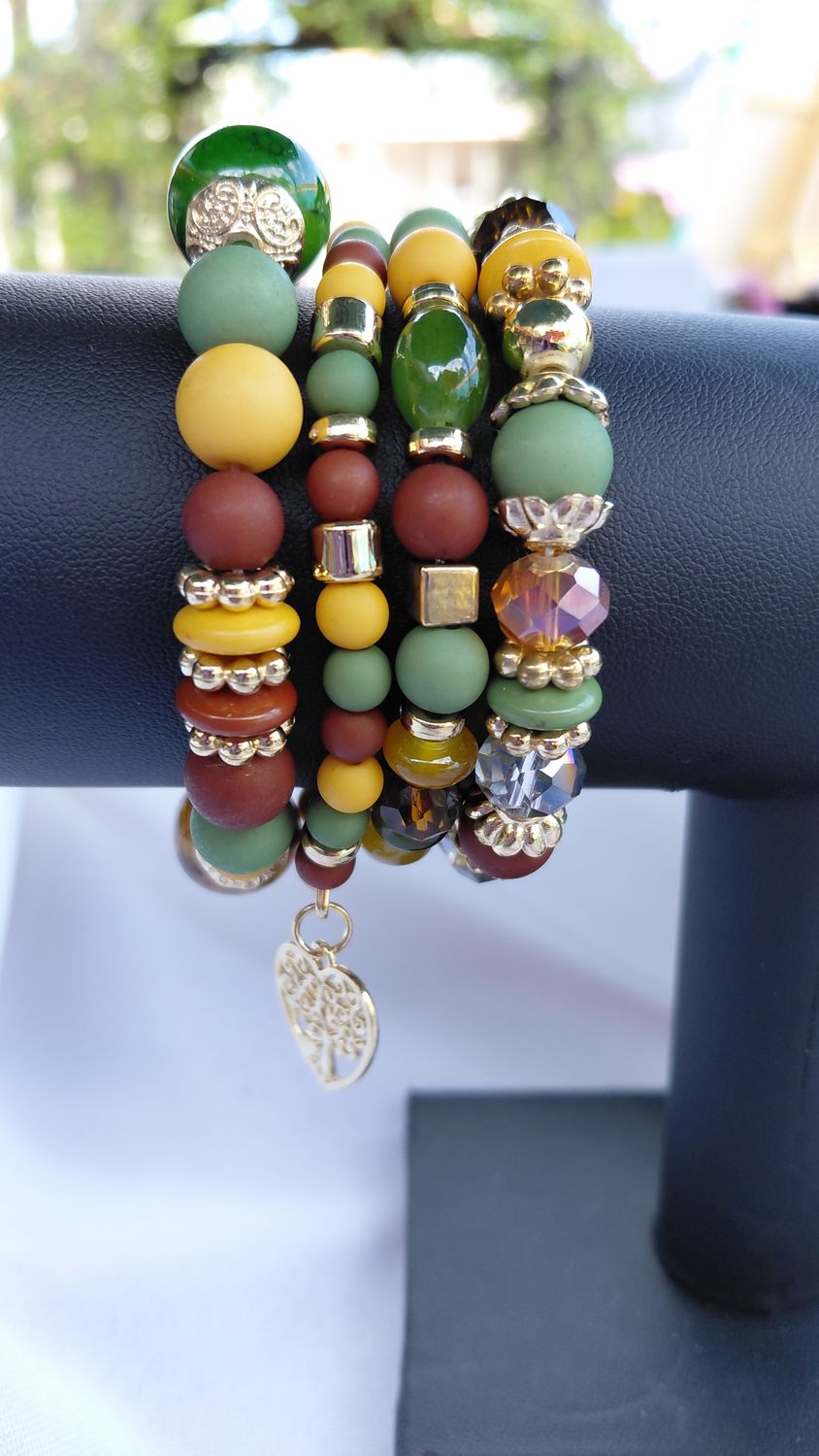 Heart Charm Crystal Bead Bracelet Set- Green and Gold Multicolor 