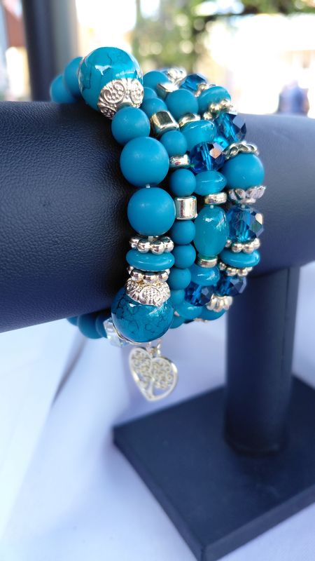 Heart Charm Crystal Bead Bracelet Set- Turquoise
