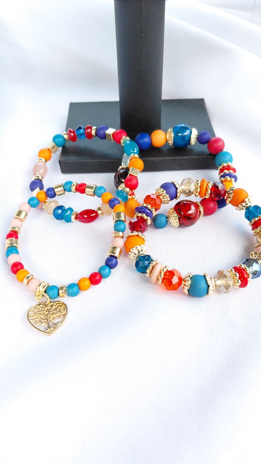 Heart Charm Crystal Beaded Bracelet Set- Multicolor Red - Matte