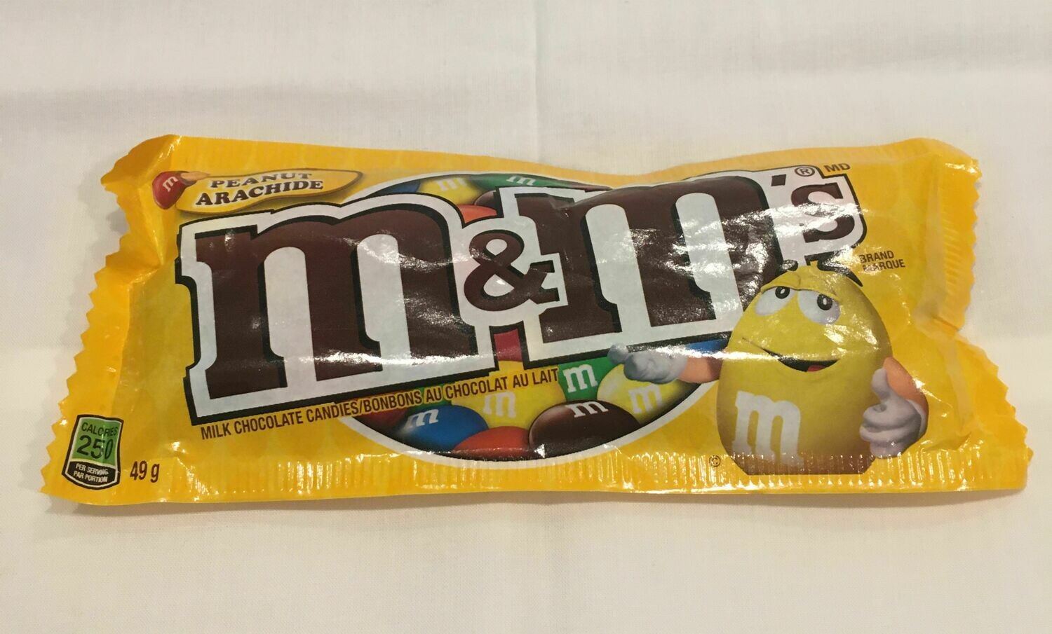 M & M Peanut small