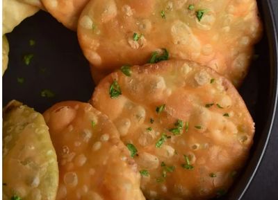 Matar Kachori