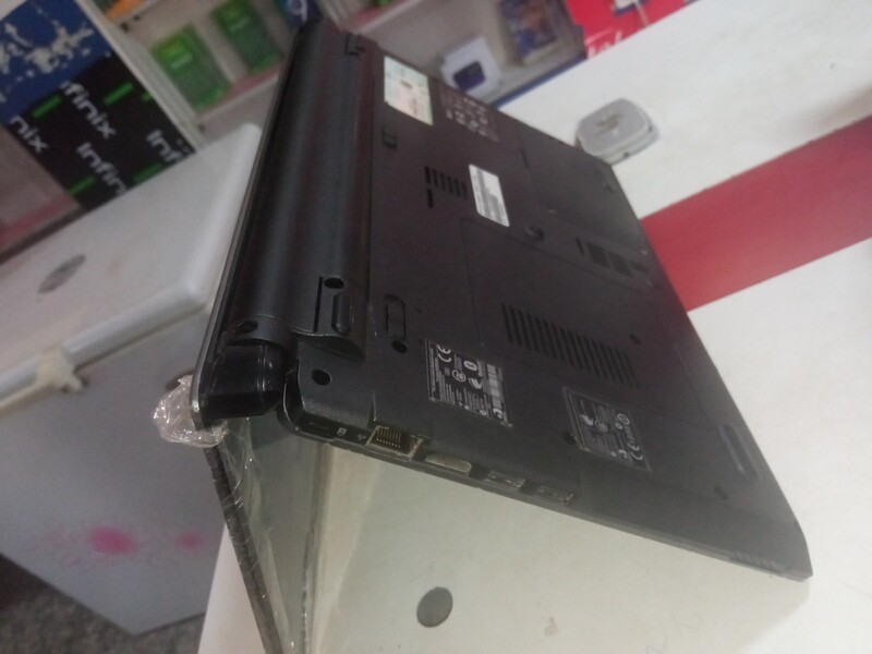 ACER 3810T 250gb HDD 4gb RAM Intel Pentium