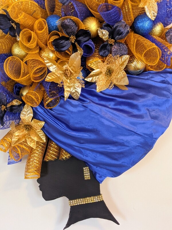 Diva Head Christmas Wreath-Available in 2 Colors