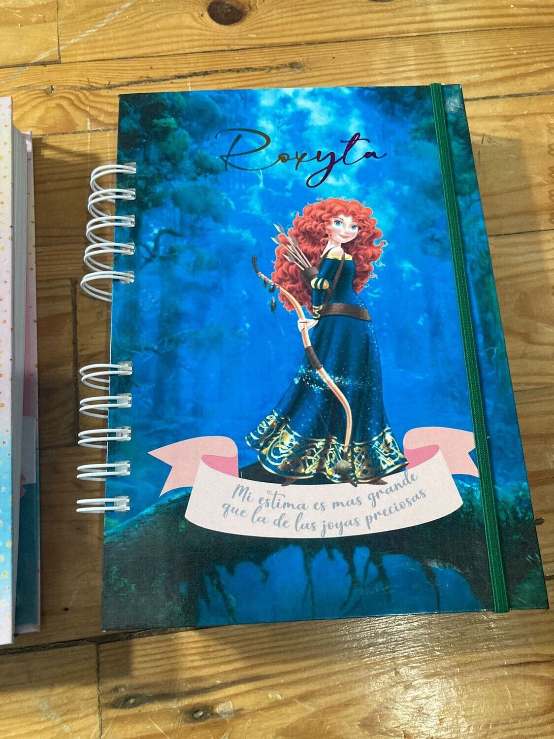 SCRAPBOOKING