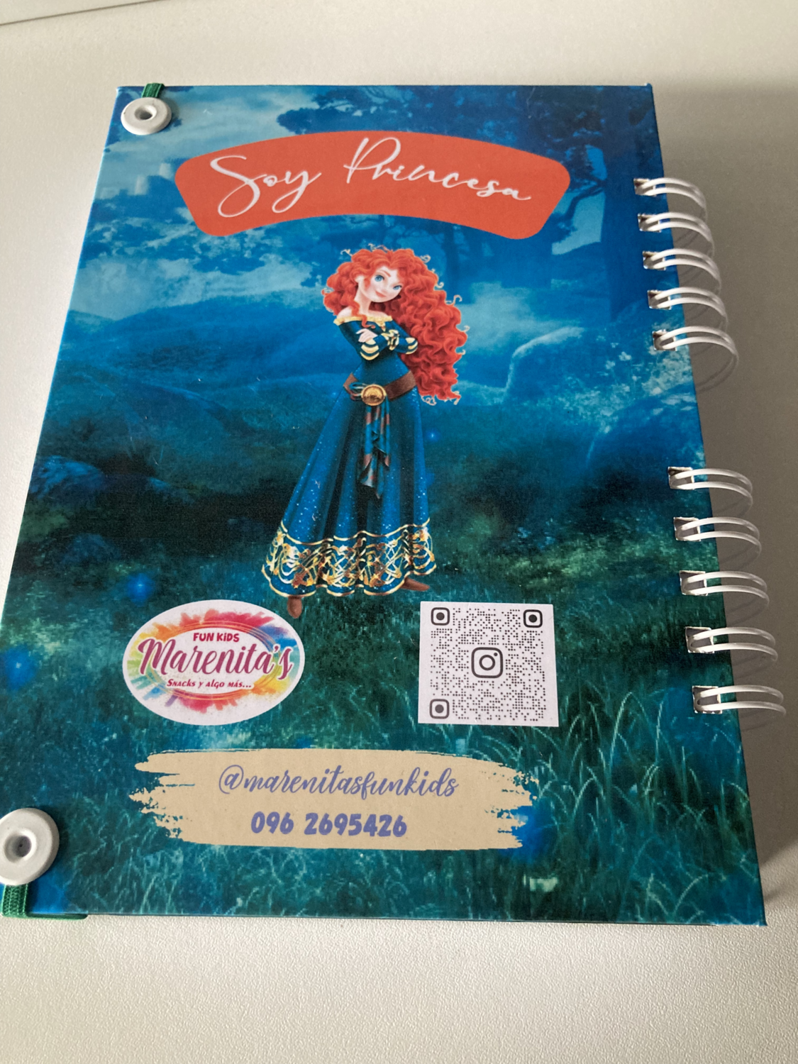 SCRAPBOOKING