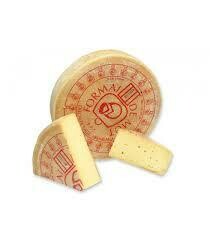Formai De Mut  Alta Val Brembana DOP  semi stagionato  Sottovuoto gr 500