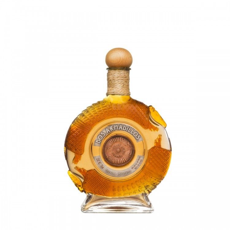 Tequila Dos Armadillos 700 ml - vol. 40 %