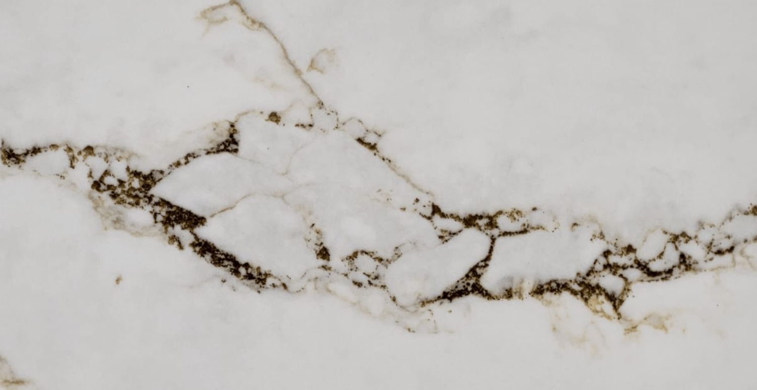 Glimmer- Emerstone Quartz