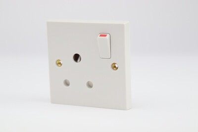ED - Switch & Plug (Round) No Light - 15 Amp 220V Flush