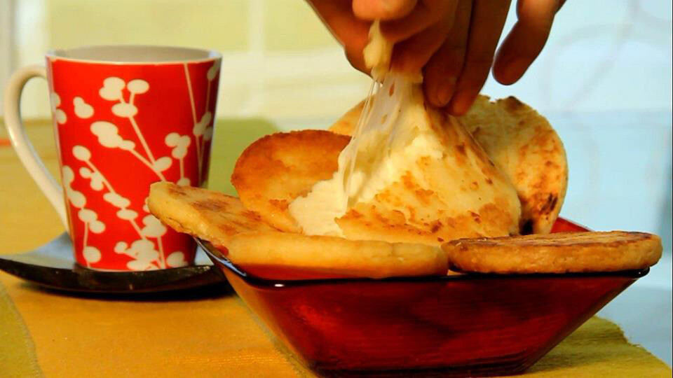 Arepas Rellenas de Puroqueso x 6 Un.