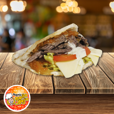 Arepa Aleja rellena con carne