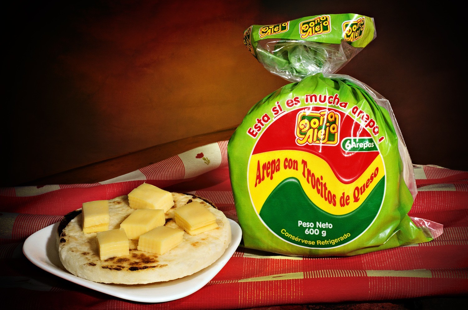 Arepas con Trocitos de queso x 6 Un.