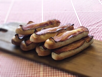 Worstenbroodje met spek