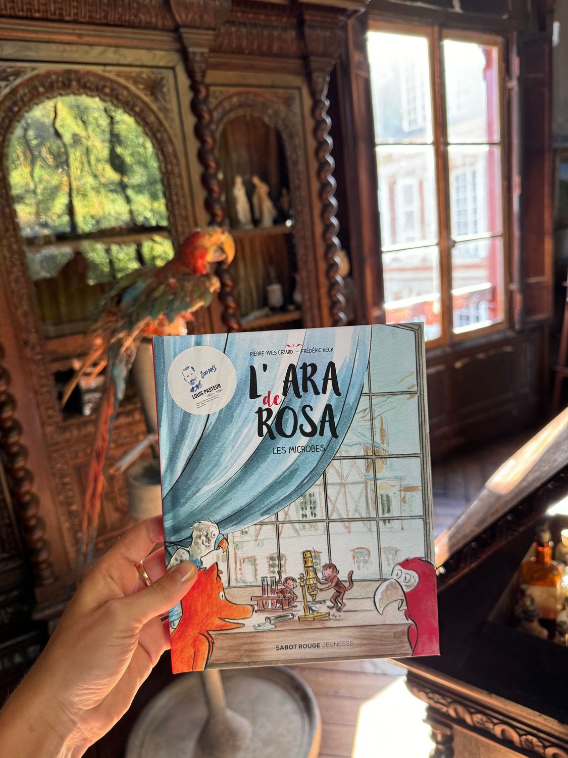 LIVRE - L'Ara de Rosa: Les microbes