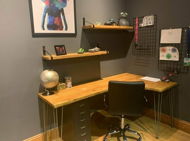 desk