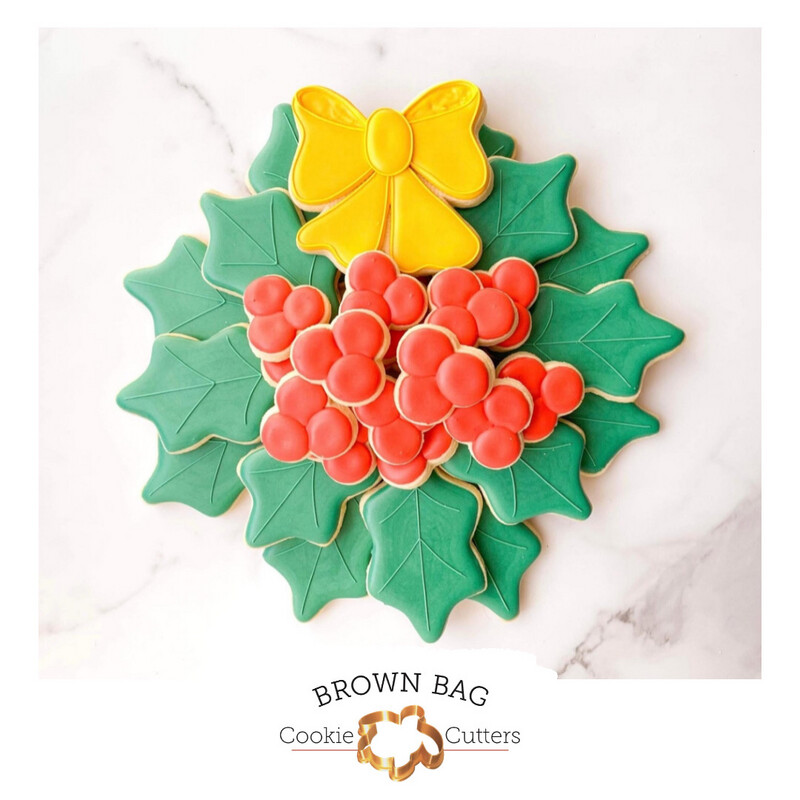 Holly Wreath Platter