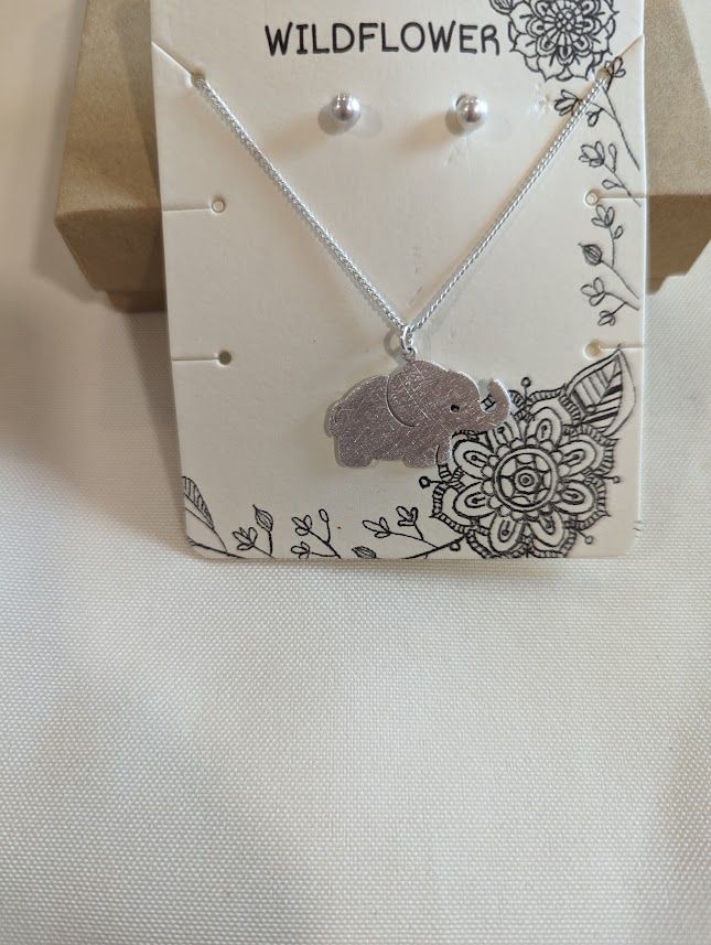 Elephant (Silver) - Necklace & Earring set
