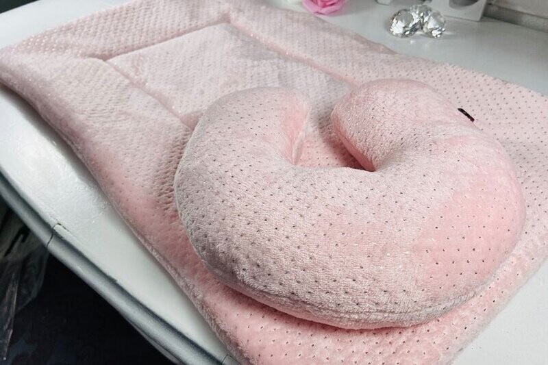 Pflegeunterlage & TopKnot Kissen Glitterworld Pink Pflegeunterlage & TopKnot Kissen Glitterworld Pink