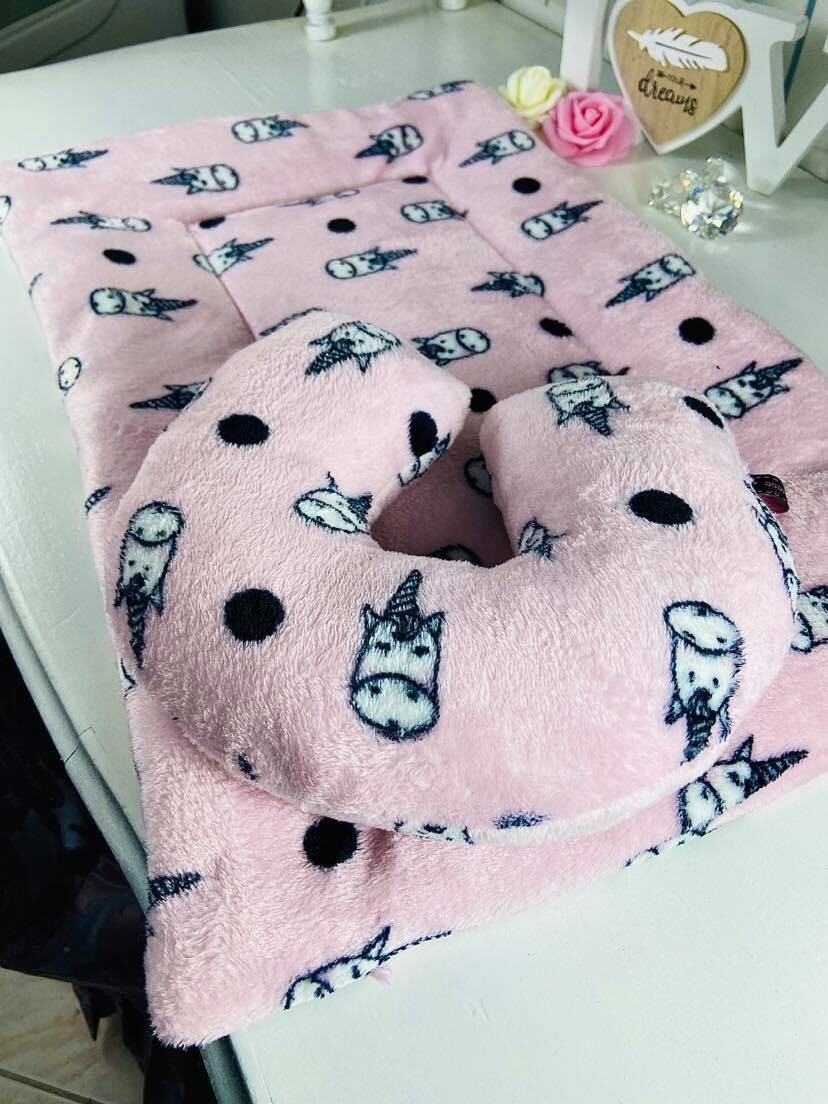 Pflegeunterlage & TopKnot Kissen Einhorn