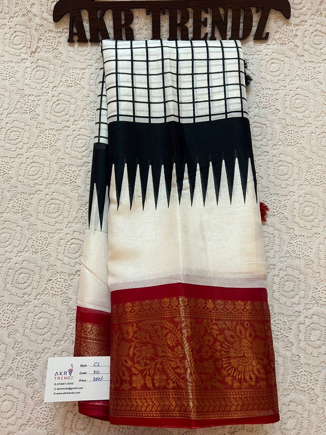 Soft cotton sarees​