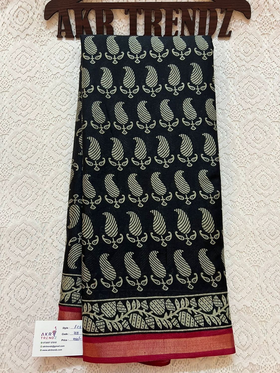 Thin border soft cotton sarees​