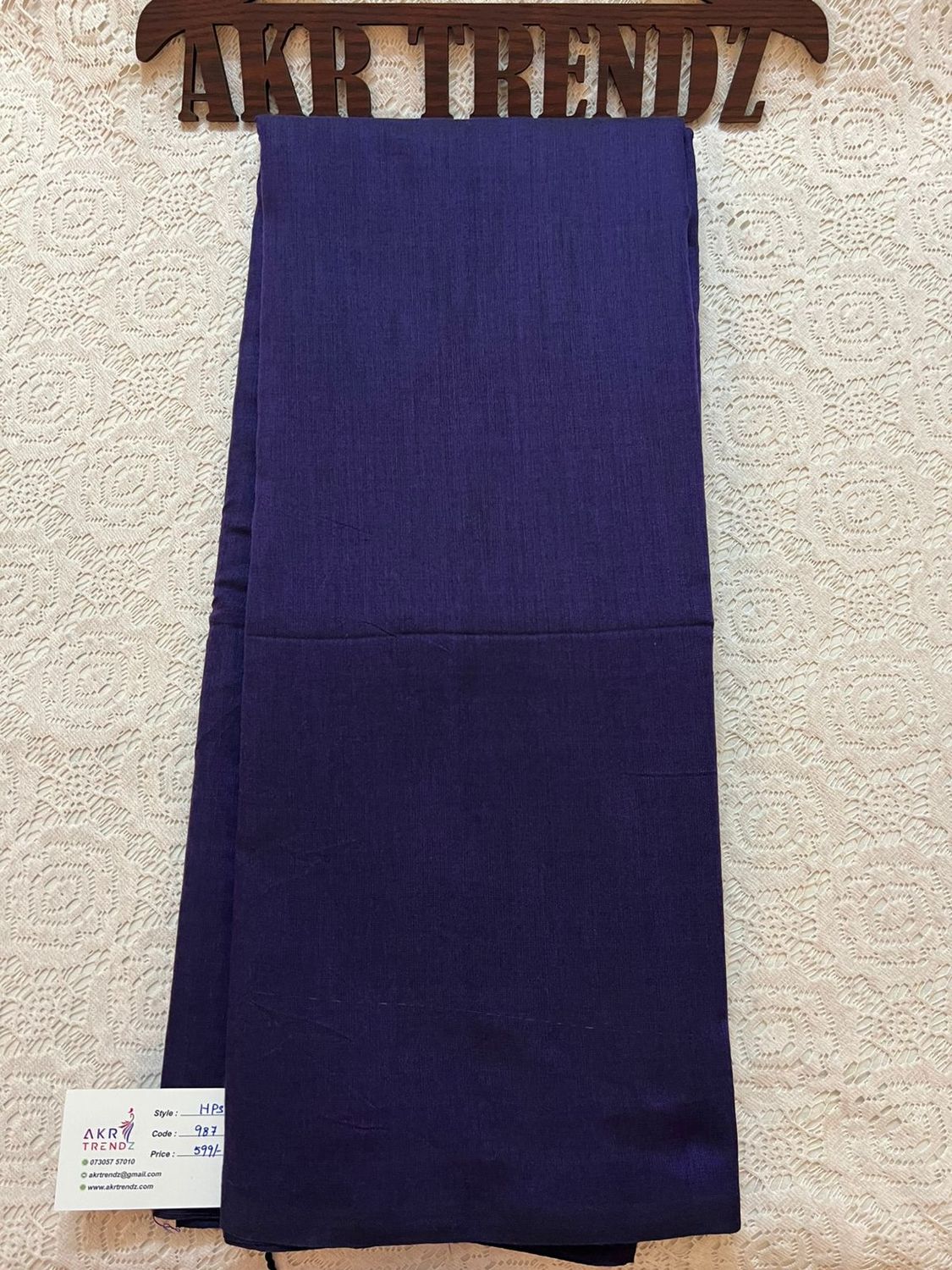 Handloom plain cotton sarees​