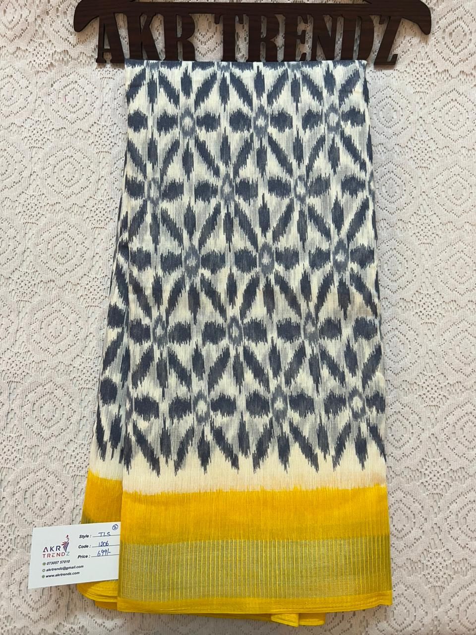 Ikkat print soft cotton sarees​