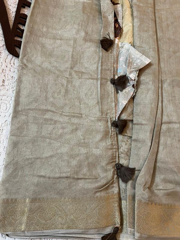 Weaving soft silk sarees​