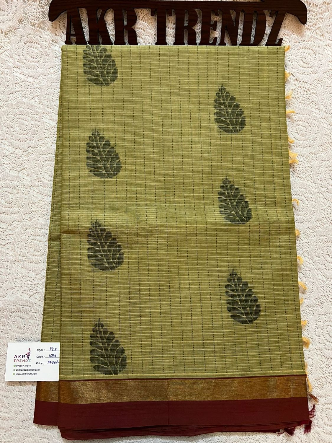 ​Handloom weave cotton sarees​