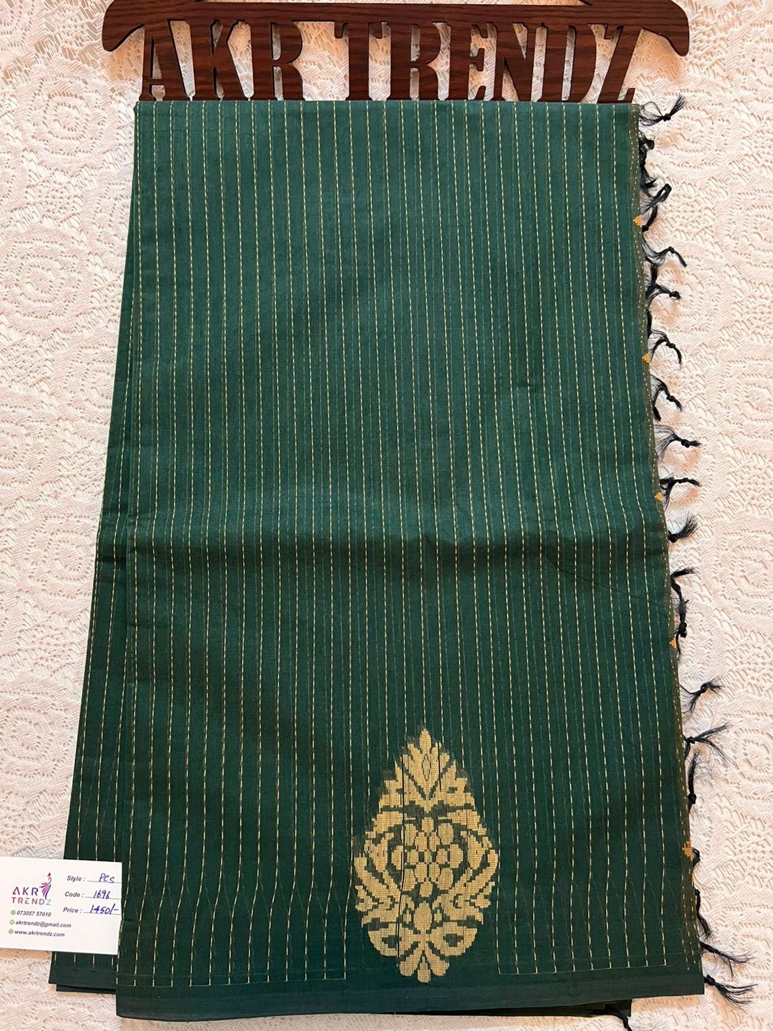 ​Handloom weave cotton sarees​