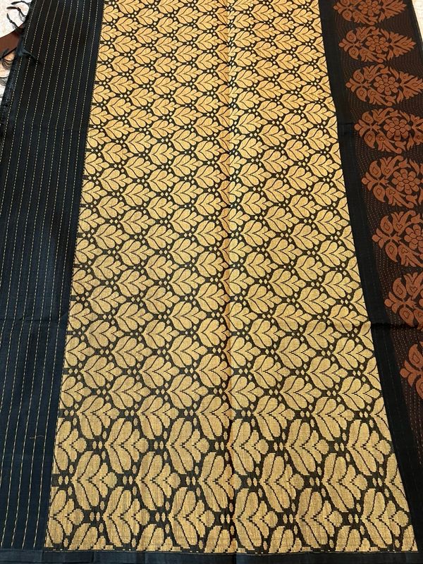 Handloom weave cotton sarees